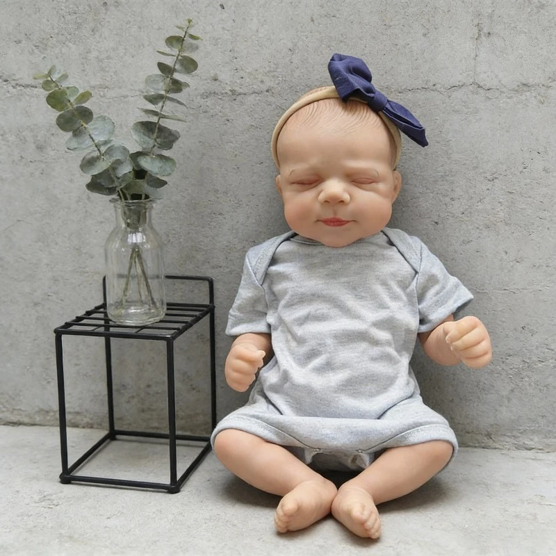 45cm Reborn Dolls Pascale  High Quality Hand Painted Doll  with Cotton Body