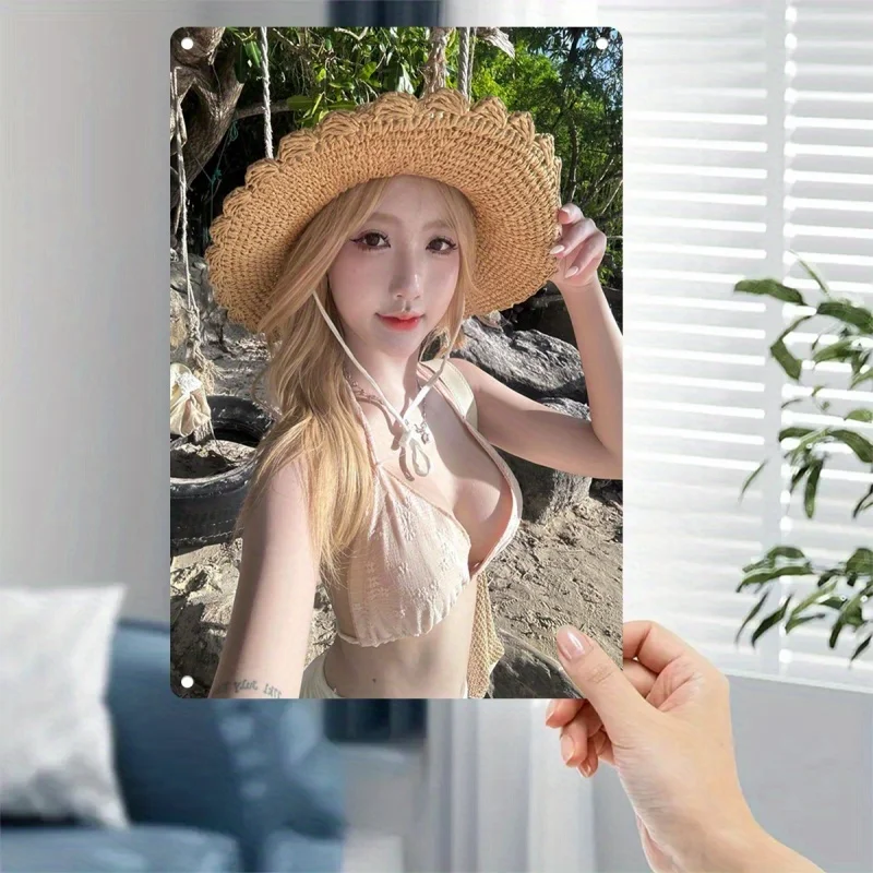 

Rustic Retro Advertising Sign for Home Decor，2D Flat, Metal Sign Plate - Humorous Beach-Themed Wall Art with Straw Hat & Bikini