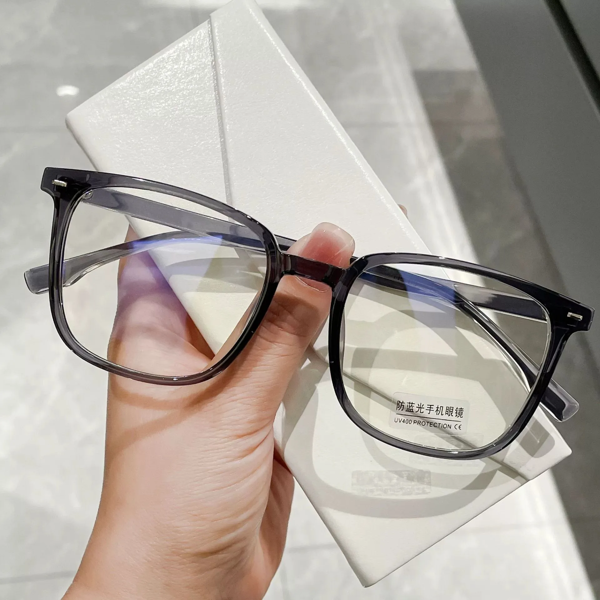 

2025 Large Square Frame Glasses - Fashion Trend Anti-Blue Light Optical Frame with Lens Compatibility, High-Quality Eyewear
