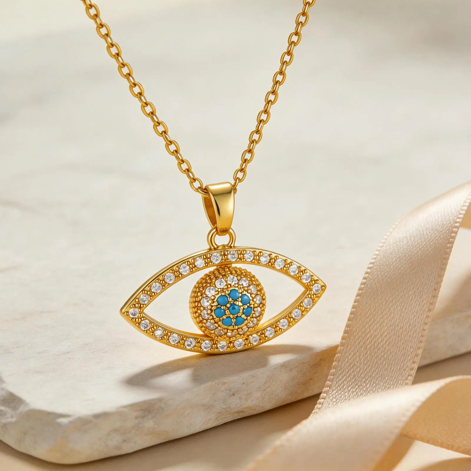 

Vnox Stainless Steel Blue Zirconia Evil Eye Rotating Necklace for Women Jewelry Gold Plated Clavicle Chains Necklaces Gift Party