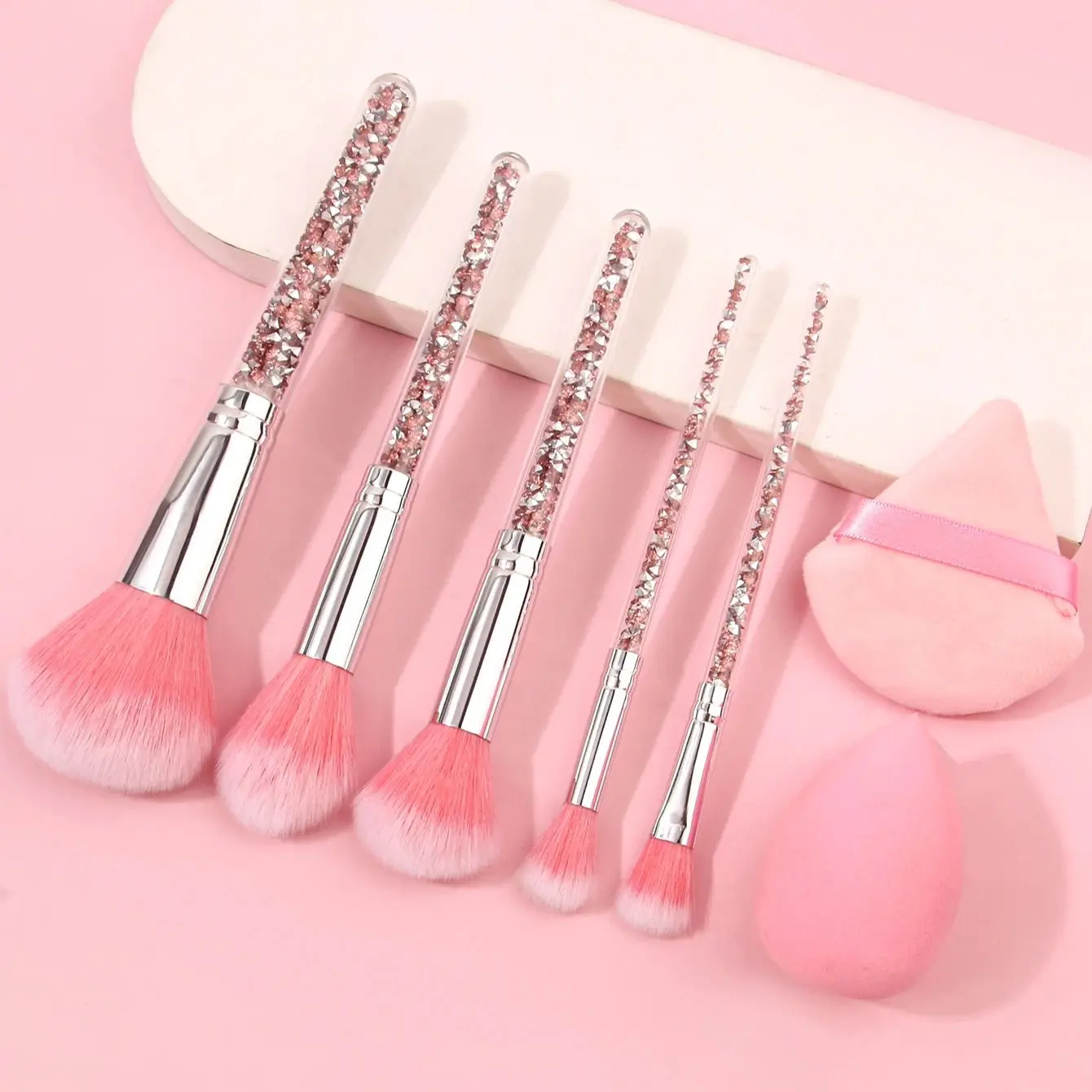 Pink diamond makeup brush 5pcs Portable Makeup Brush Set For Blush, Eyeshadow And Other Tools，1 sponge Powder 1puff Beauty Egg