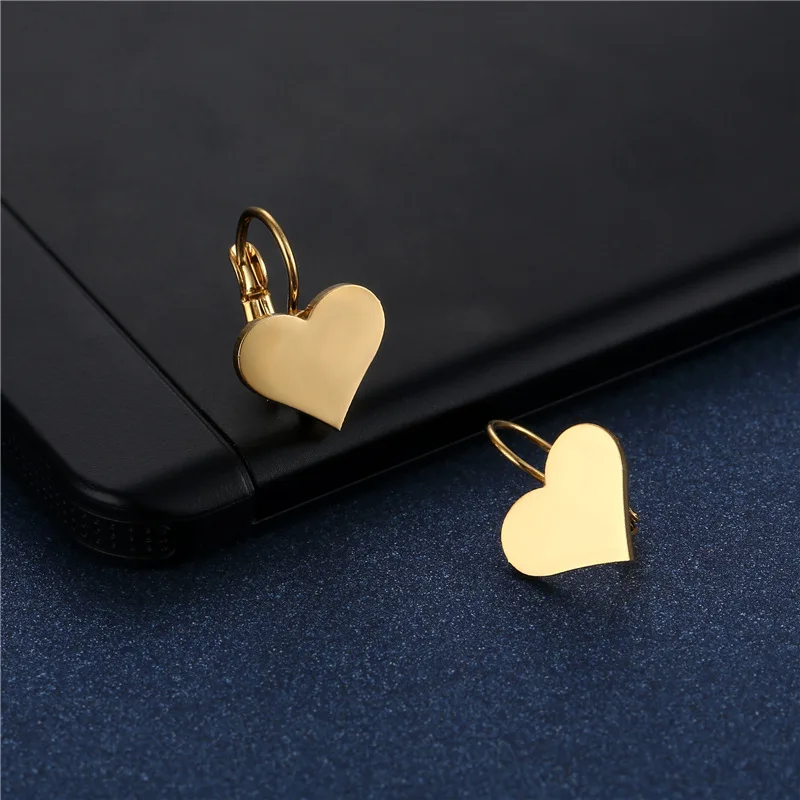 Heart Clip Earrings for Women Charm Creative Simple C Ear Cuff Non-Piercing Ear Ear Clip Set Trend Jewelry Gift EZ47