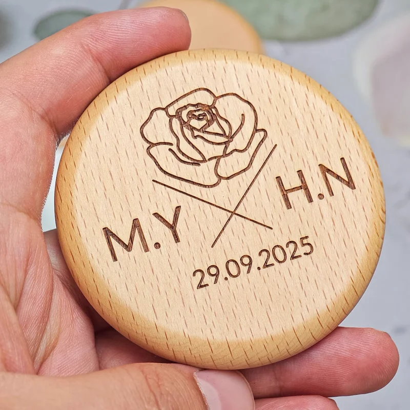 Personalized Beech Wood Compact Mirror for Wedding Party Favors, Engrave Name Wooden Round Pocket Mirror-Bridesmaid Gift
