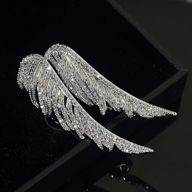 Classic Sparkling Rhinestone Angel Wings Brooches for Women Dress Buckle Feather Brooch Pins For Man Suit Elegant Jewelry Gifts