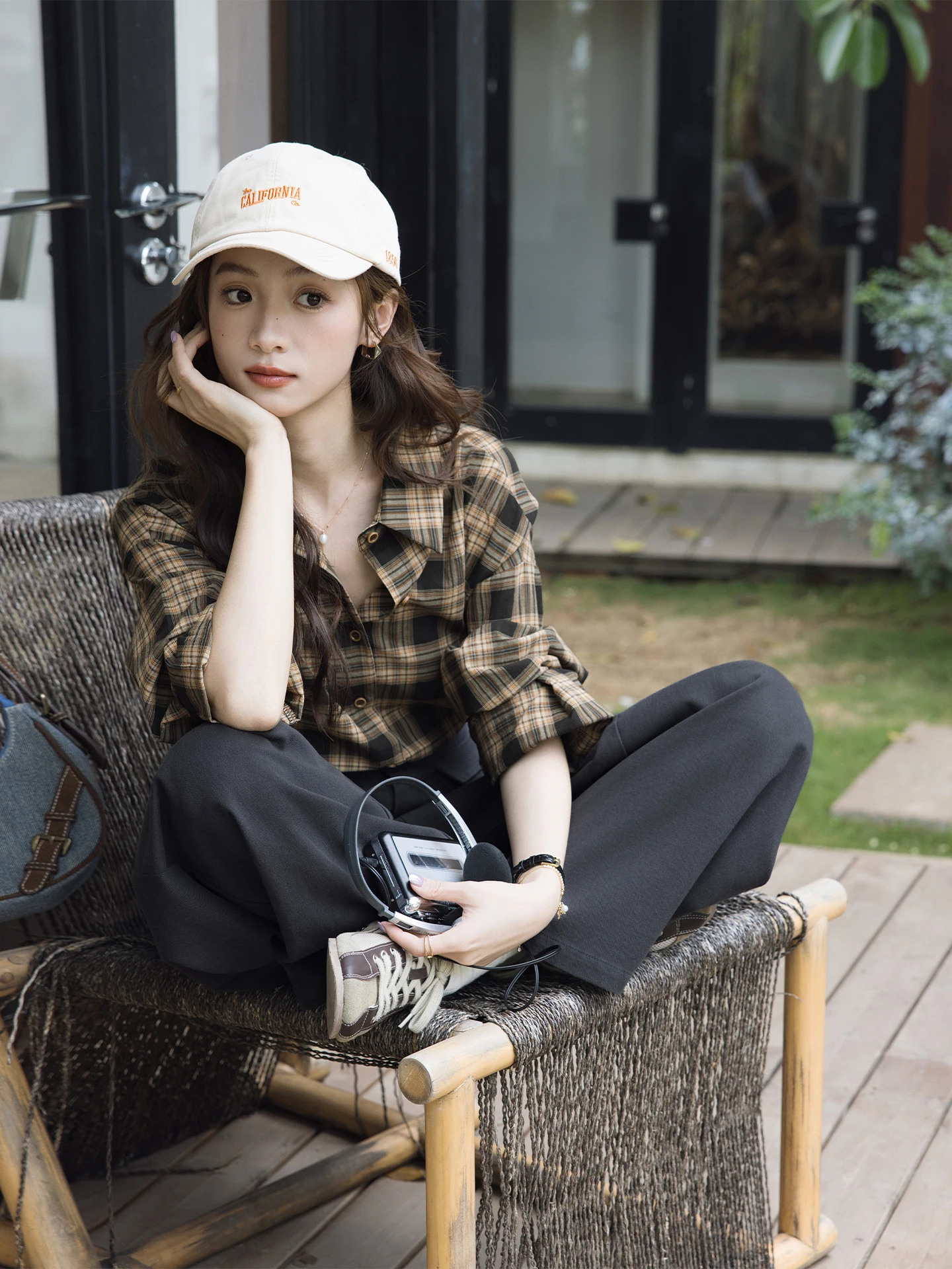 

Classic Loose Plaid Color Blo Casual Long Sve irt Vintage Sle Commute Top for Women Spring 2026 Seasonal Faion