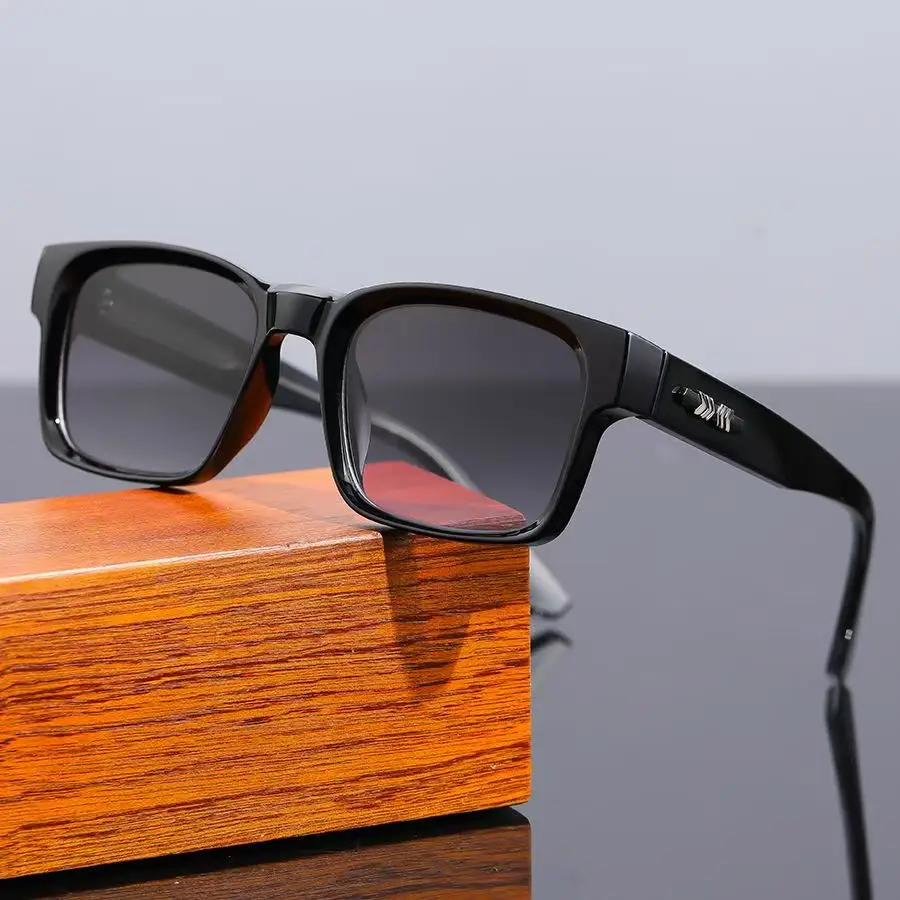 New Men's Advanced Ultra Light Coarse Frame Fashion Square Sunglasses Women Men Trendy Anti Mist Outdoor Driving Shades UV400