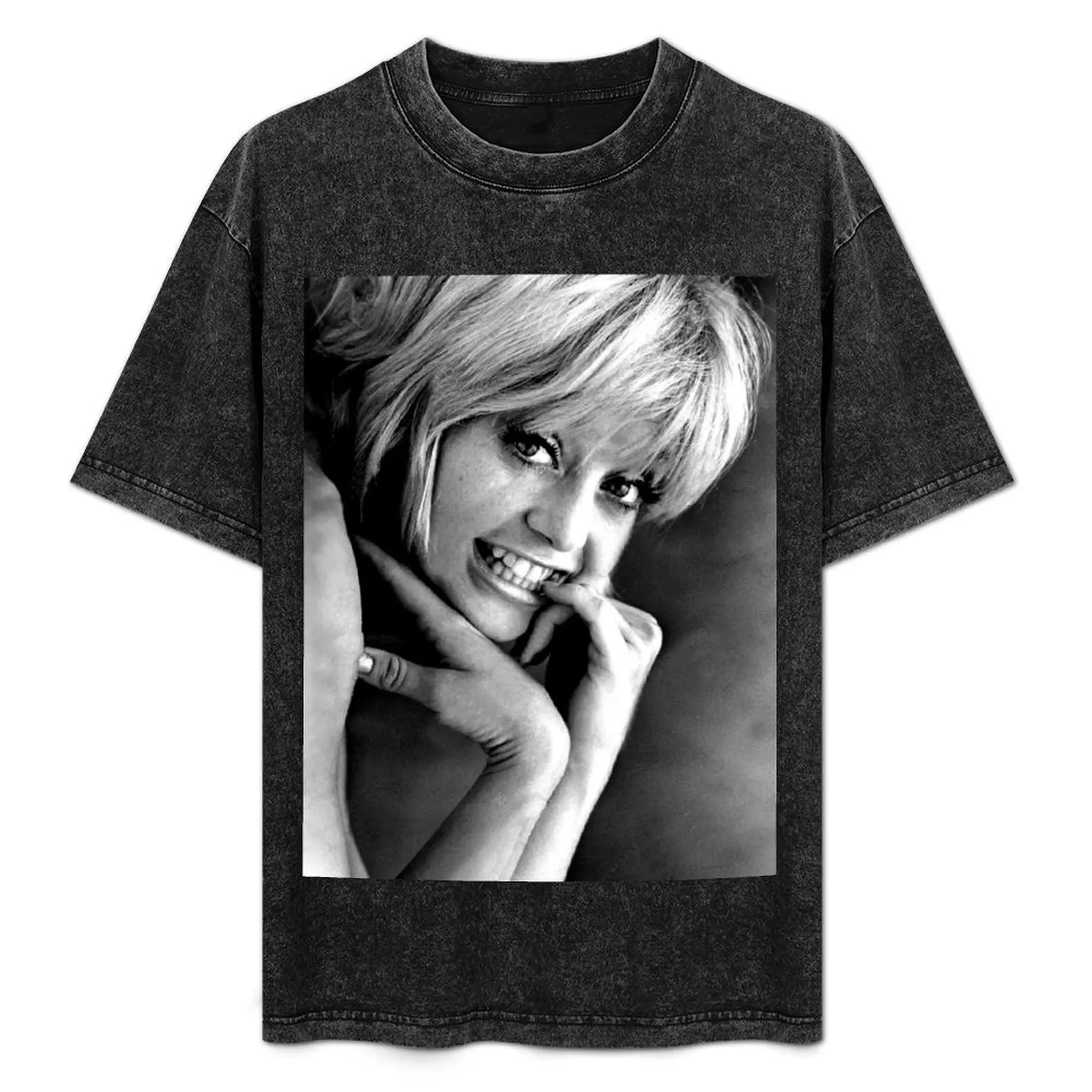 

YOUNG GOLDIE HAWN T-Shirt sweat oversizeds anime clothes big and tall t shirts for men