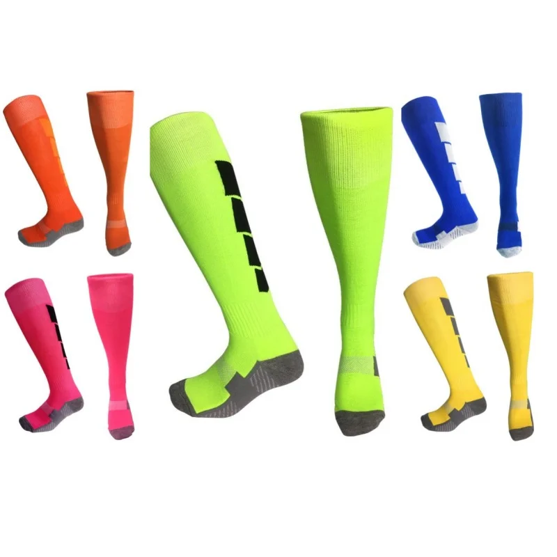 

1 пара практичных длинных футбольных носков для взрослых, полотенцесушитель, обычная нижняя часть полотенца, дышащие спортивные носки выше колена, незаменимые спортивные носки, отличный подарок
