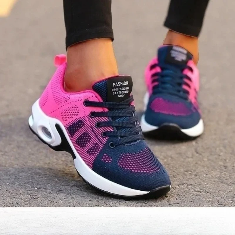 2025 نساء احذية الجري حذاء كاجوال بفتحات تهوية في الهواء الطلق خفيف الوزن رياضة المشي أحذية رياضية تنيس Feminino أحذية أطفال