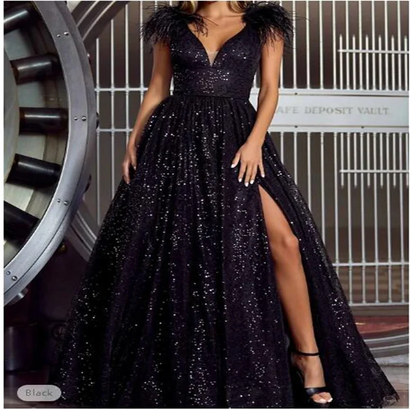 

A-Line Evening Gown Elegant Dress Formal Sweep / Brush Train Short Sleeve V Neck Sequined with Feather Sequin 2024