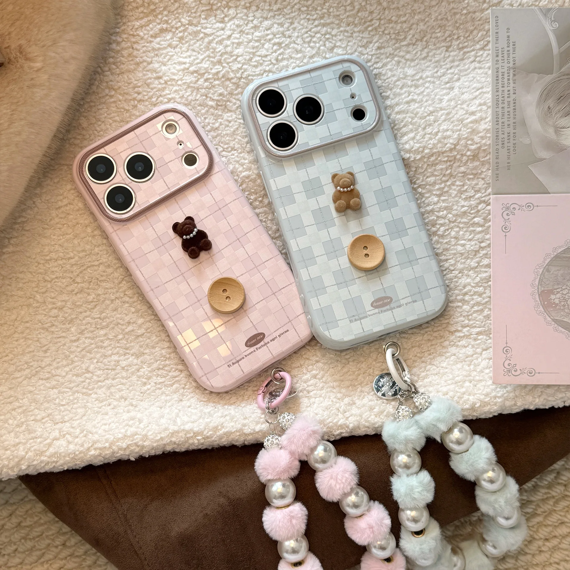 Funda de Teléfono con Diseño de Oso de Perlas en 3D y Estampado Coreano, con Correa, para iPhone 17 16 15 14 13 11 12 Pro Max, Antigolpes, Suave