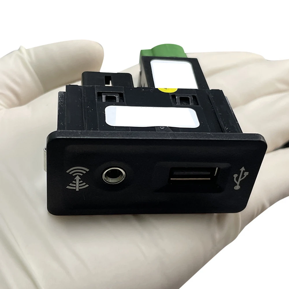 

For Passat B8 5Q0035726E Car Audio Installation Easy Installation Non-deformation Material Automotive Audio Connector