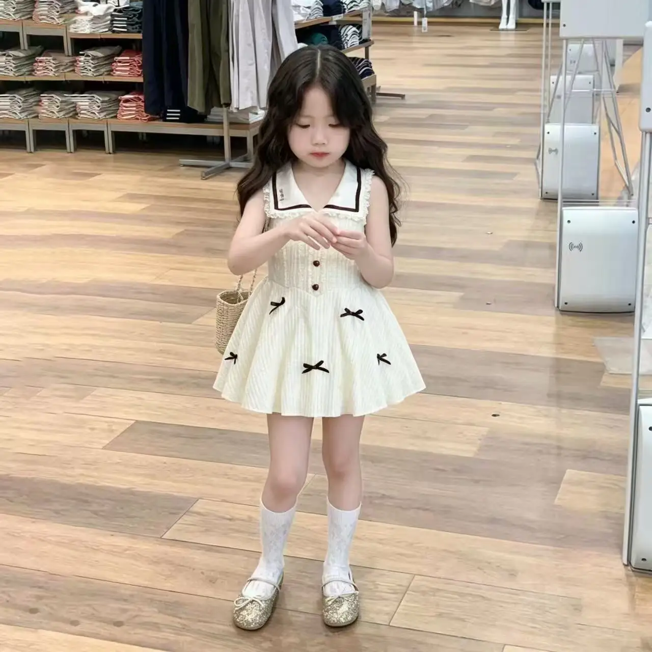 

Baby Girl Dress Summer New Children's Apricot Lace Doll Collar Tank Top Dress Girl Texture Bow Short Skirt 2-7Y