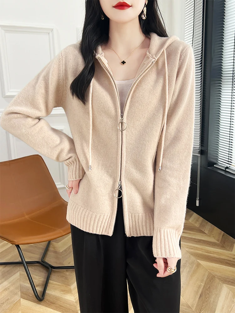 New Classic Style Autumn 100% Merino Wool Knitwear Women Sweater Hooded Solid Color Zipper Cardigan Tops Simple Style