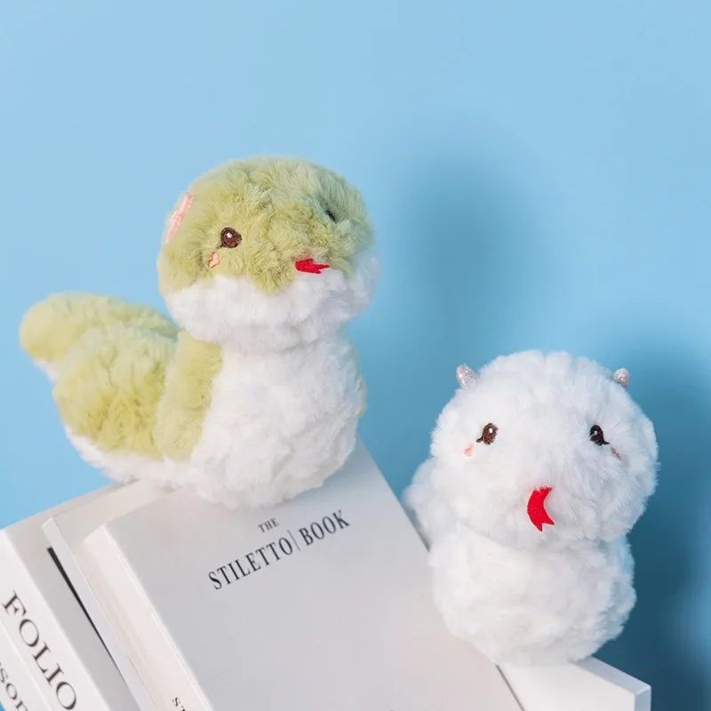 

Cute Fluffy Snake Plush Toy, Soft Curly Stuffed Animal for Home Decoration