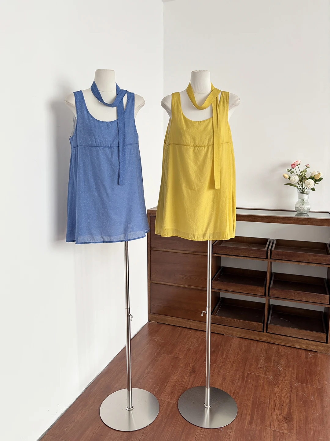 2026 Summer New Polka Dot Sleeveless Vest Women's Casual Versatile Top Korean Style Simple Fashion Atmosphere Loose Polyester...