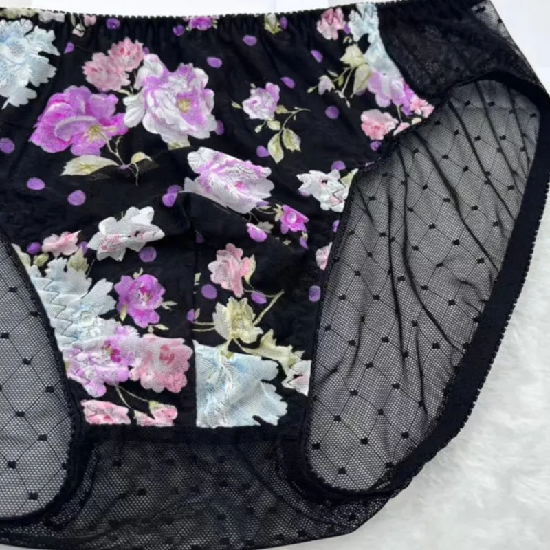 Man's Flower Embroidery Sexy Panties Sissy Lace See Through Underwear Cross-dressing Pouch Bag Panties Thai Private FKK Party