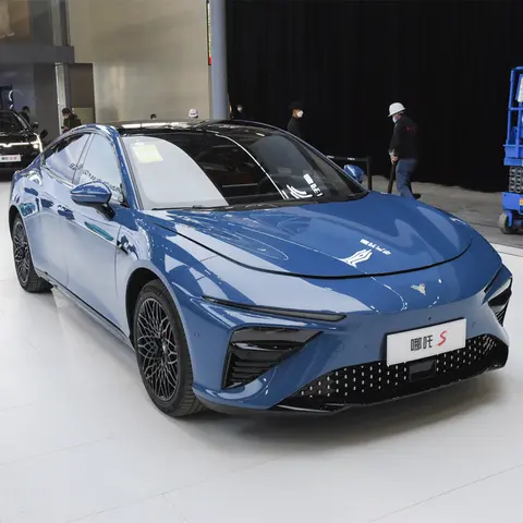 전기 스포츠카 5인승 세단 Neta S 고성능 EV 자동차 650km 715km 내구성 신에너지 차량