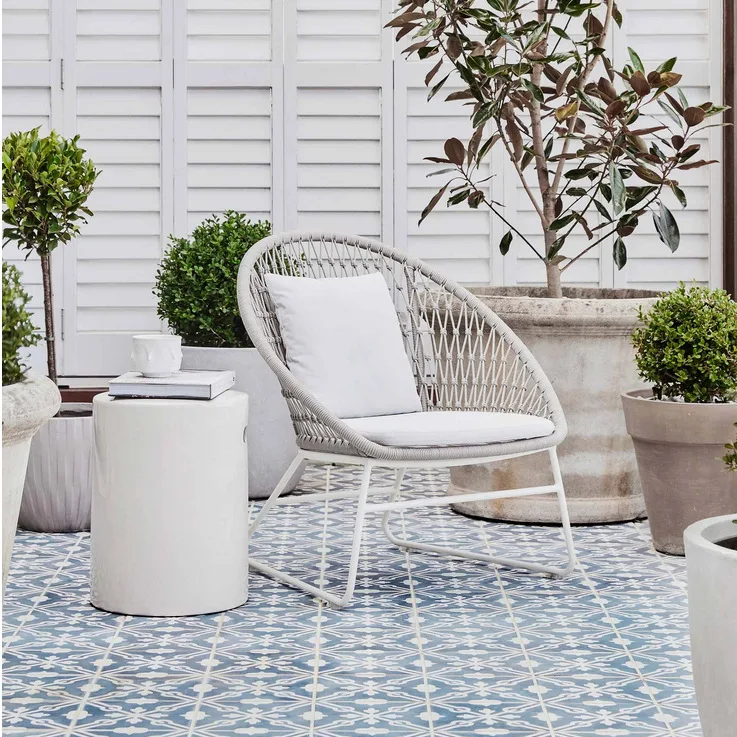 Sedia in rattan da esterno nordica personalizzabile, mobili creativi in rattan