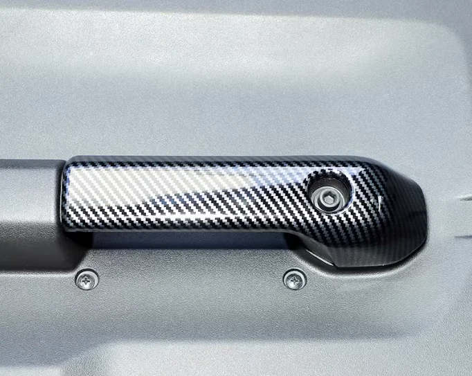 مقبض الباب الداخلي للسيارة مسند الذراع غطاء تزيين اللوحات ملصقات لسوزوكي جيمي 2/4-أبواب 2019-2025 اكسسوارات السيارات الداخلية ABS