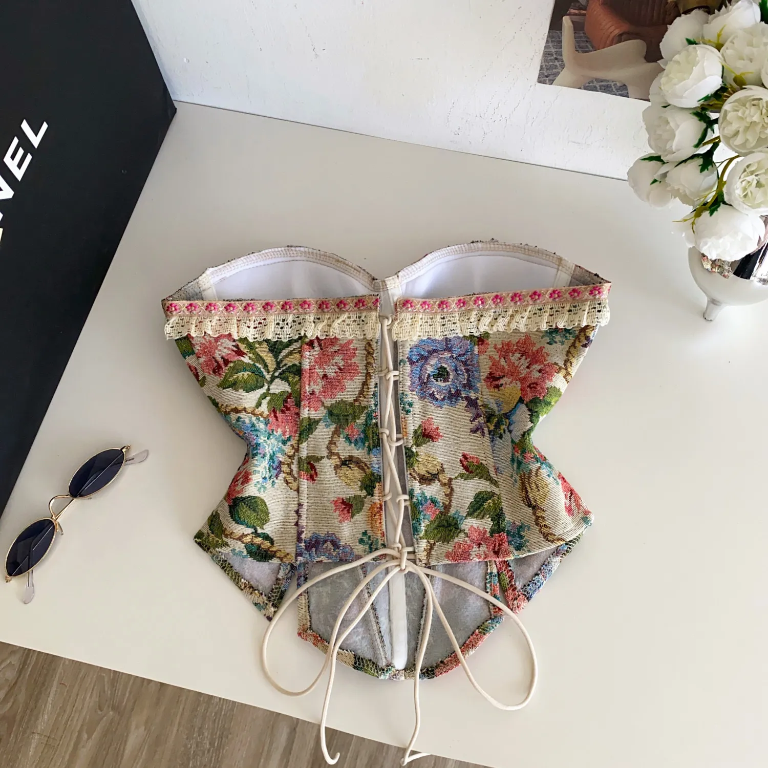 retro  Prairie Chic lace Tube Top Sexy butterfly Corset Bustier Camis Fashion Tank Top Slim  Summer Women Party Crop Top