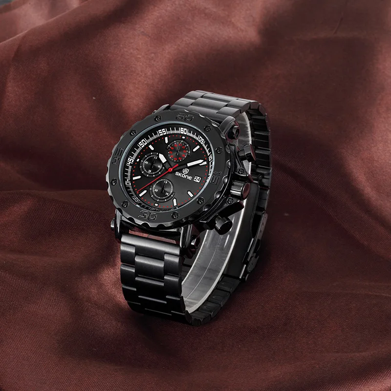 ブラックテクノロジーメンズトレンディな大きなダイヤルファッショナブルな学生スチールストラップウォッチ防水ナイトライトパーソナライズされたクォーツ時計