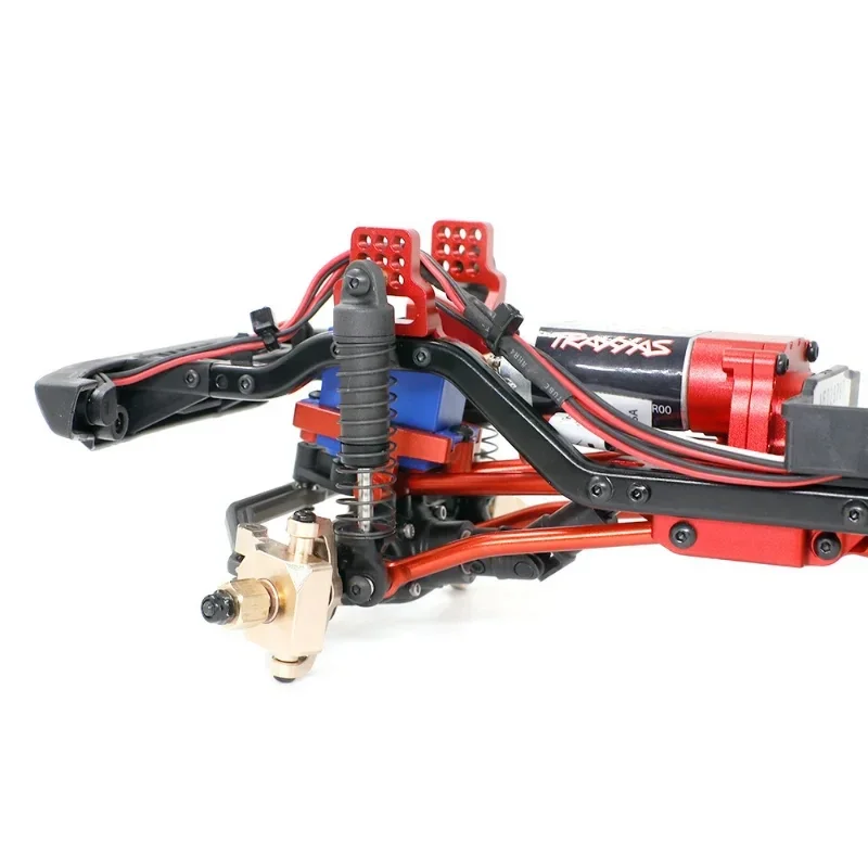 2 pezzi di blocchi di sterzo in ottone Knuckle per il 1/18 RC Model Crawler Car TRX4M su accessori Kit di parti di aggiornamento in metallo