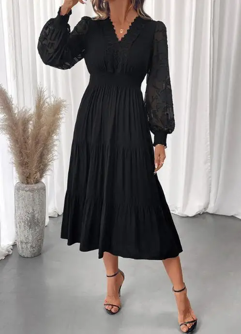 Abito longuette elegante con scollo a V in pizzo da donna nuovo autunno, manica trasparente e orlo a strati abito in tinta unita