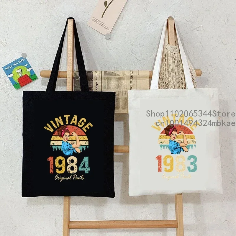 Vintage 1984 Original 60 ปีวันเกิดผู้หญิงผ้า/ผ้า/ผ้า/ผ้า/ผ้า/ผ้า/ผ้า/ผ้า/ผ้า/ผ้า/ผ้า/ผ้า/ผ้า/ผ้า/ผ้า/ผ้า/ฮาราจูกุแฟชั่นช้อปปิ้งกระเป๋าคลาสสิกกระเป๋าถือหญิง