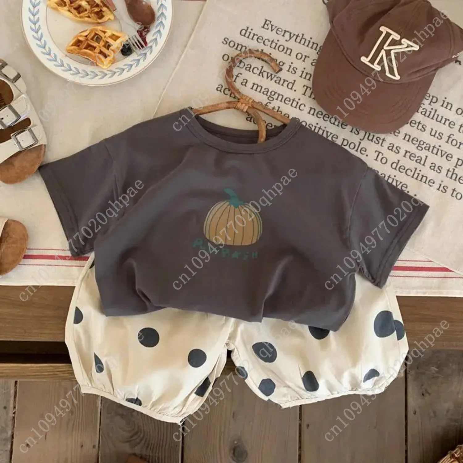 Vêtements pour enfants T-shirt imprimé petite citrouille décontracté ample col rond hauts garçons et filles mince coton couleur