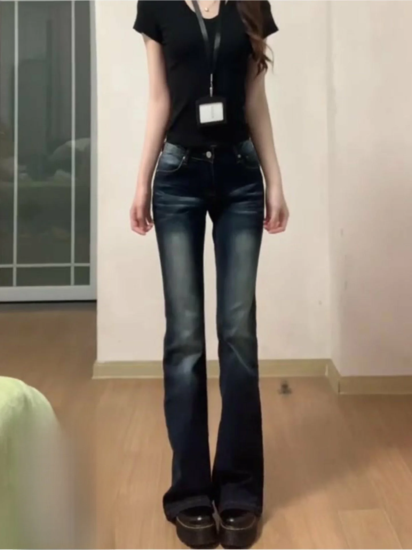 Spring 2026 Slimming Vintage Blue Narrow Denim Jeans Women's Fashion Micro Flared American Washed Floor-Length Pants