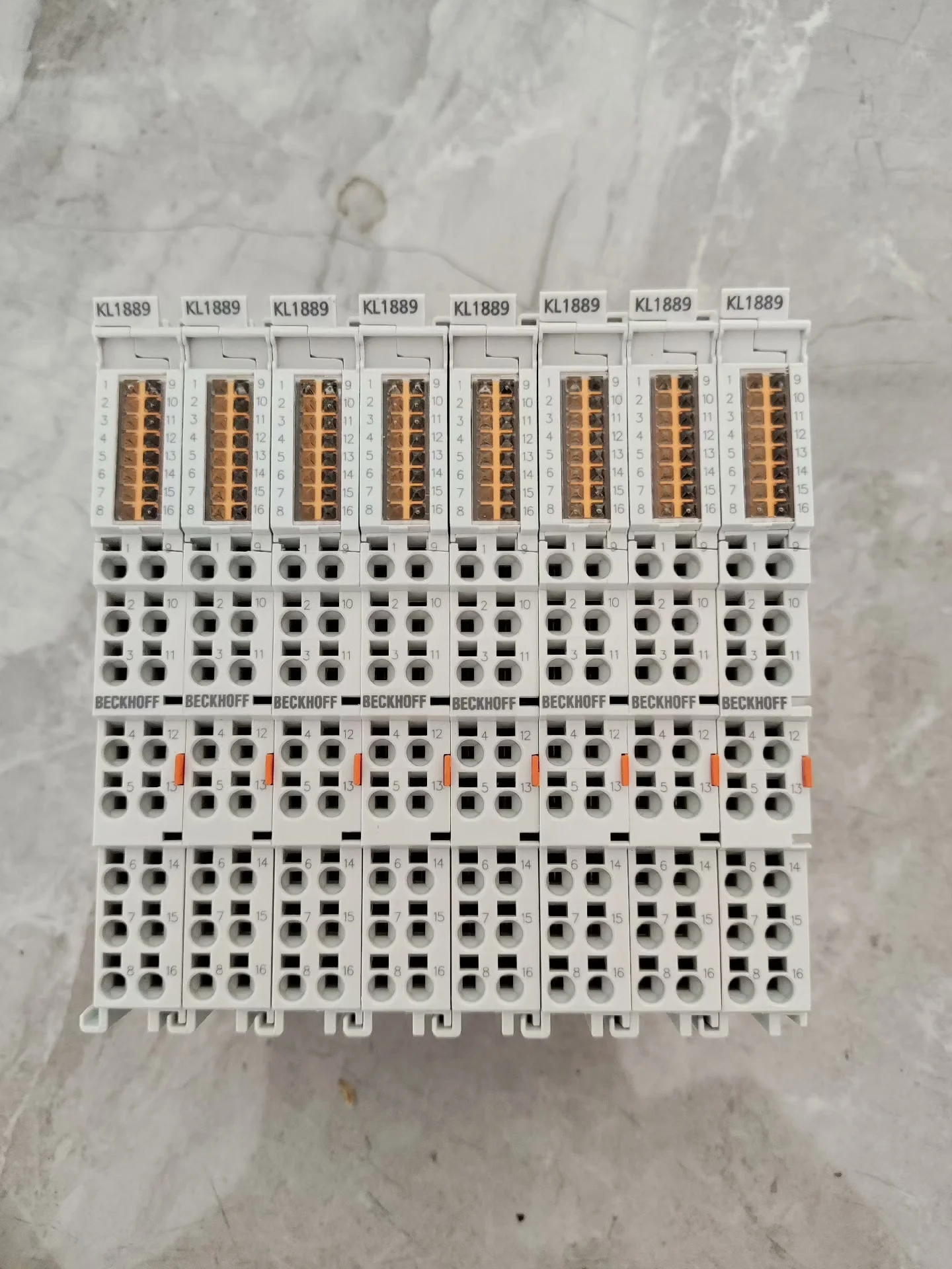 Beckhoff KL1889 KL2889 is fully packaged and almost