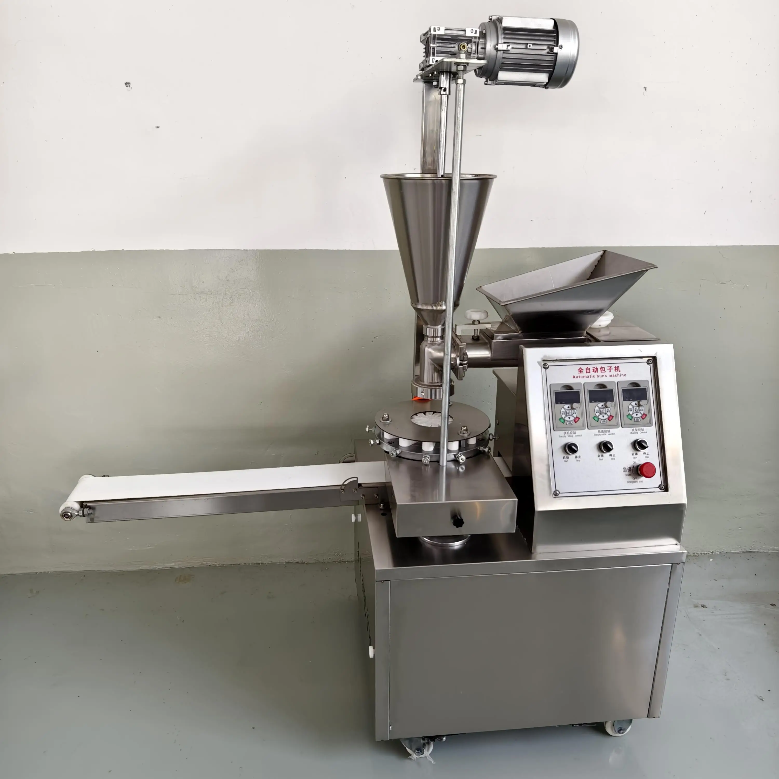 Small Baozi Steamed Stuffed Bun Machine Maker Encrusting  Machine Automatic Making Machine