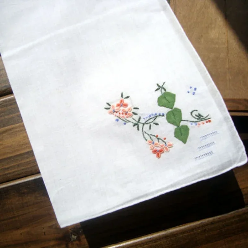 4 Pcs Hand-drawn Vintage Cotton Hand-embroidered Handkerchief 28CM