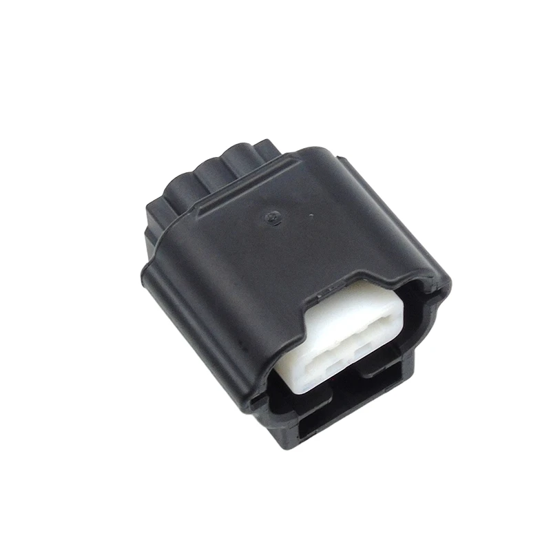 7283-8852-30,Female Receptacle Housing,Wire-to-Wire,RH Connector,Terminal Size 0.64mm,Terminal Block,3P,Male,7282-8852-30