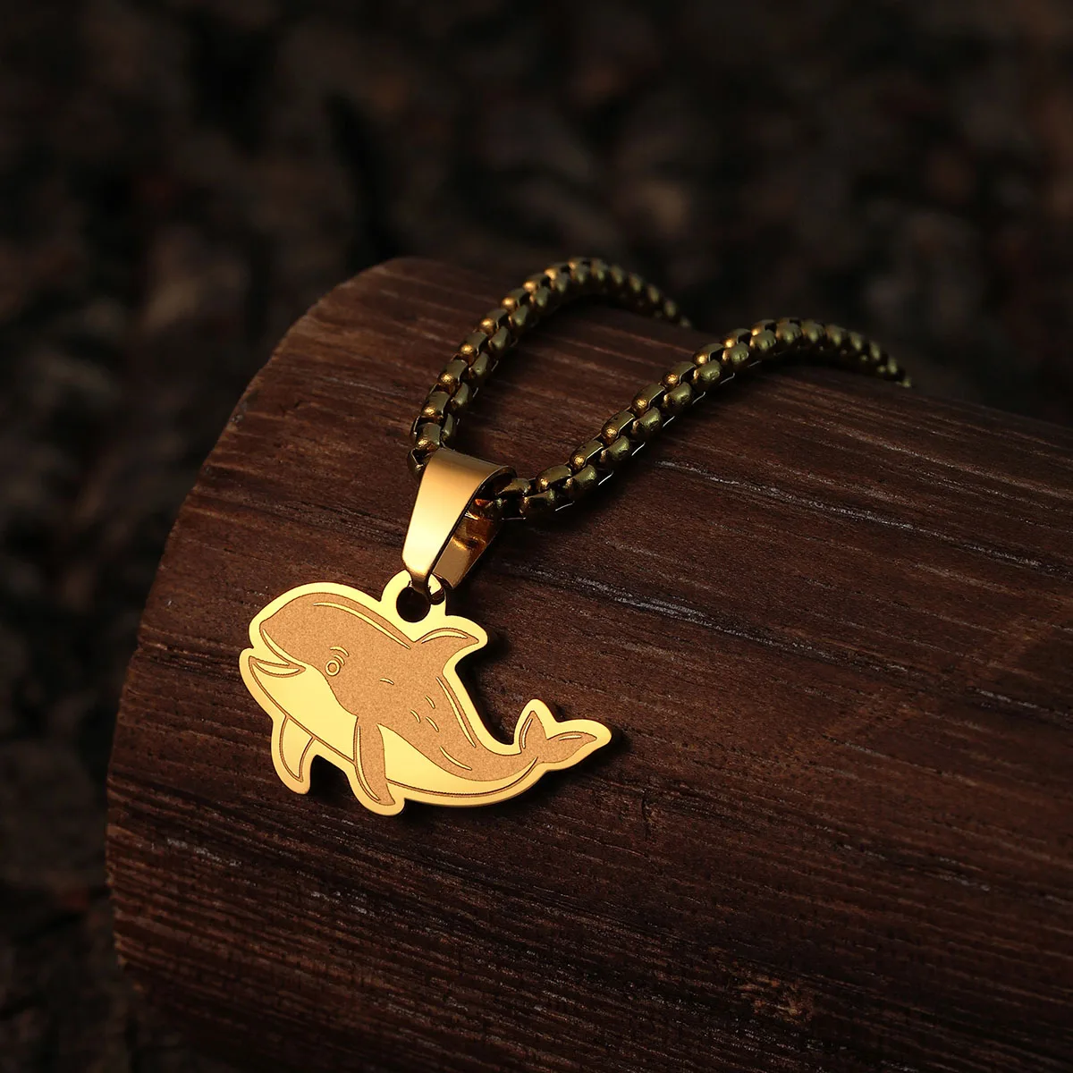 Whale pendant Necklaces for women luxury metal chain charms Ocean Animals Choker jewellery high quality