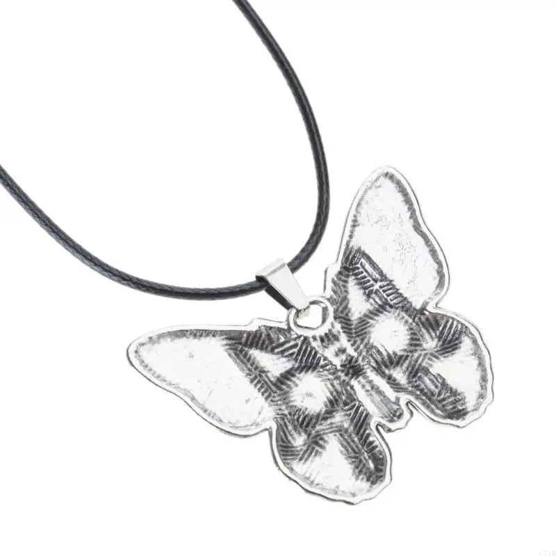 Dark Aesthetic Zinc Alloy Necklace Feature Intricate Skull Butterfly Pendant For Alternative Enthusiasts