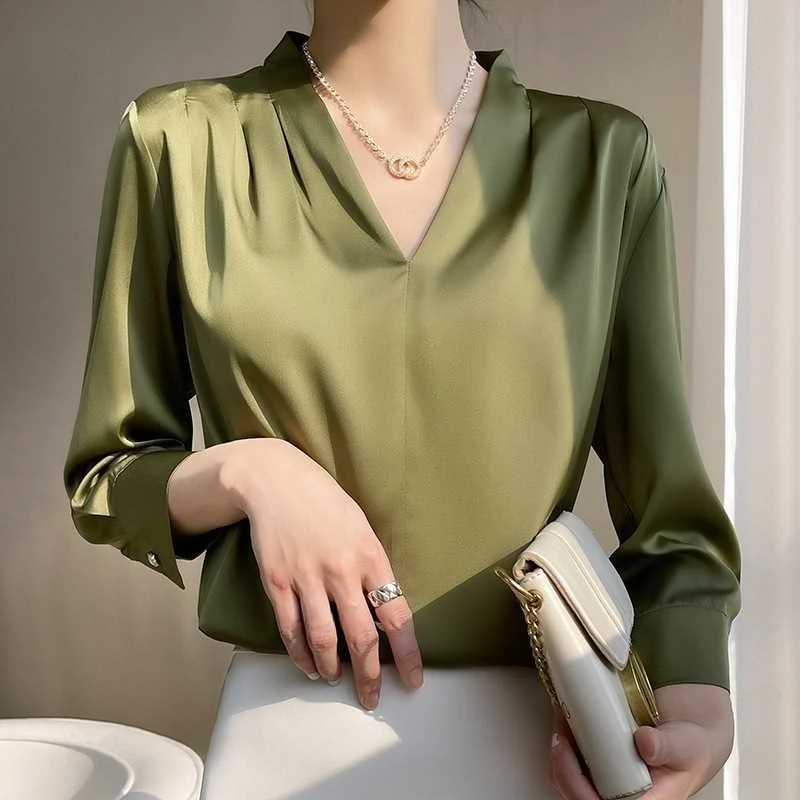 Sommer Damen Seidensatin V-Ne T-Shirt Long Sve Desert Sle Slim Fit irt Polyester Stoff Nine Points Sve Top