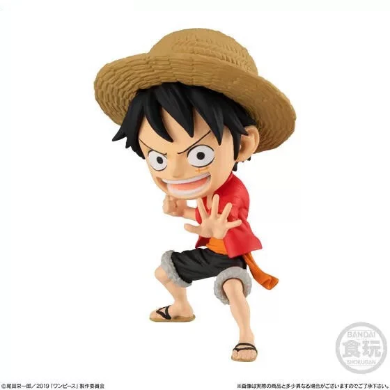 Bandai japonais authentique Gacha Scale Model, One Piece Animation Peripheral, Luffy, Zoro, Trafalgar D. Jouets figurines d'action de la loi de l'eau