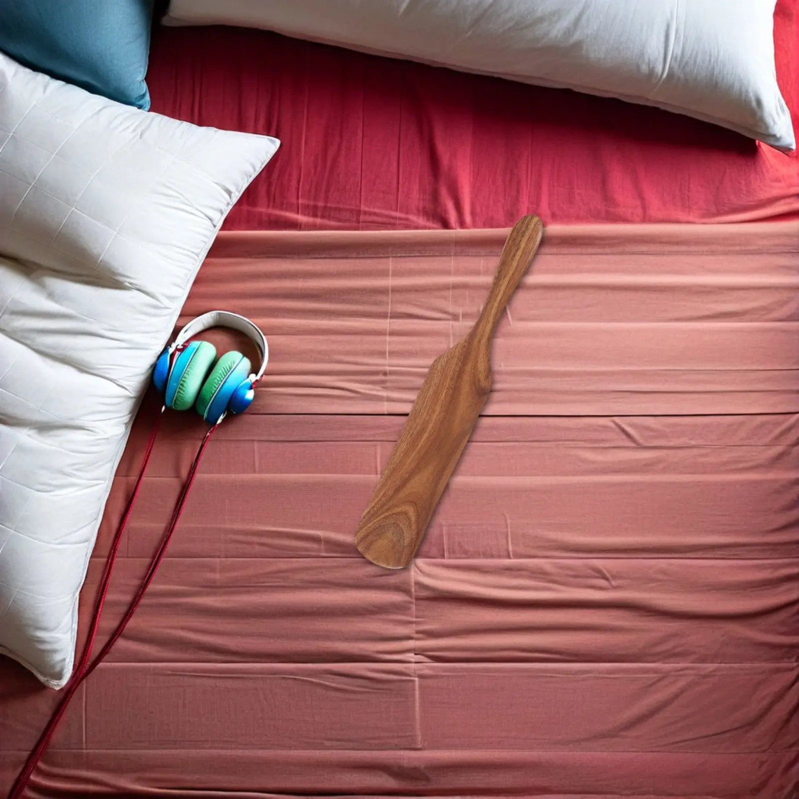 Mattress Lifter Tool Bed Sheet Cleaning Aid Wooden Paddle Mattress Tucking Helper Dust Removal Tool for Easy Sheet Changing and