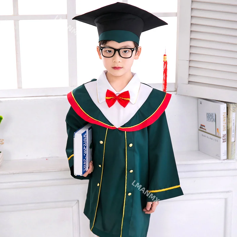 Nuovo vestito da dottorato per bambini del 1 ° giugno, vestito da scapolo dell'asilo, vestito da laurea, vestito da spettacolo del coro dell'asilo