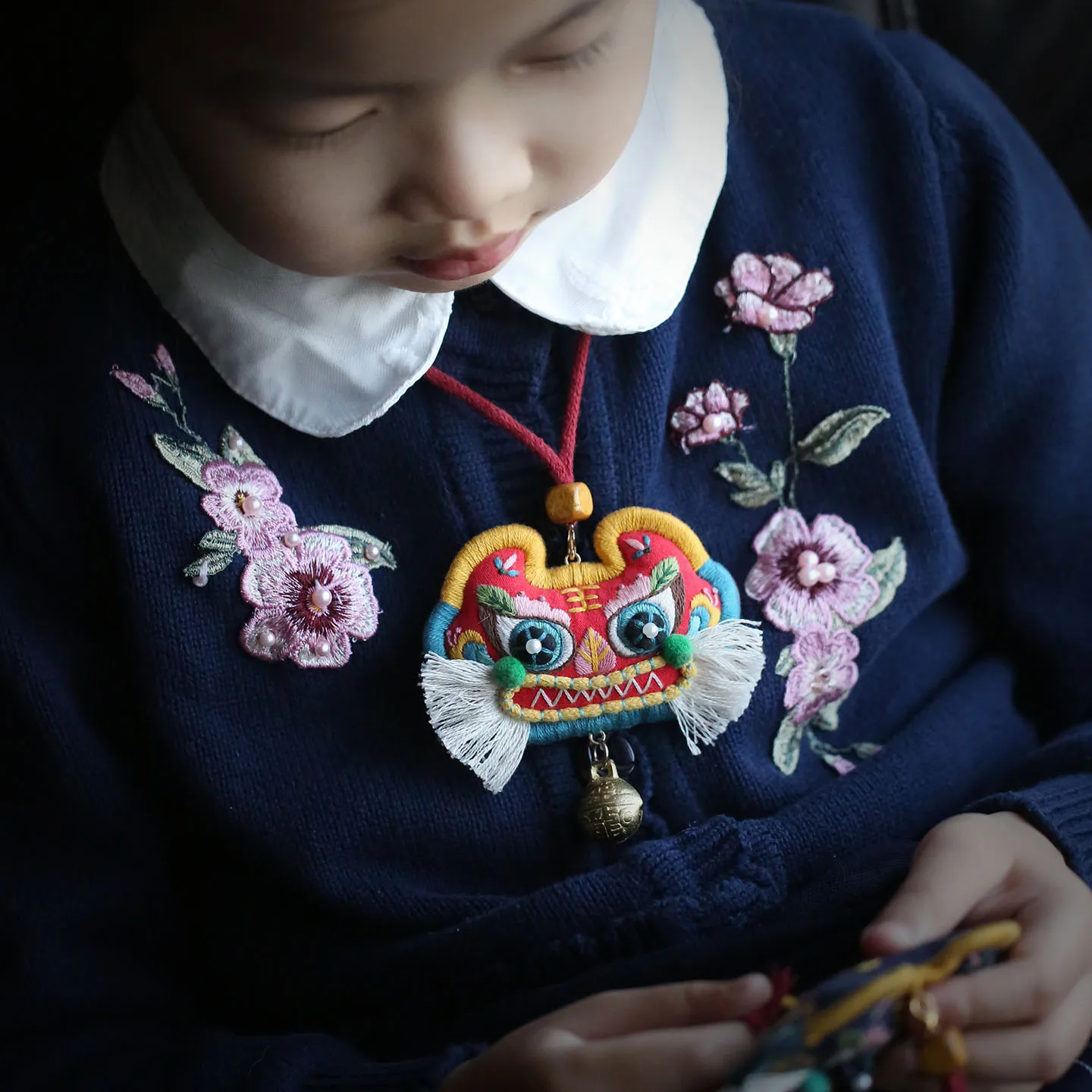 

Handmade Embroidery DIY Material Kit Baby Nelace Pouch Tiger Se Lo Original Chinese Sle Gift Flower very