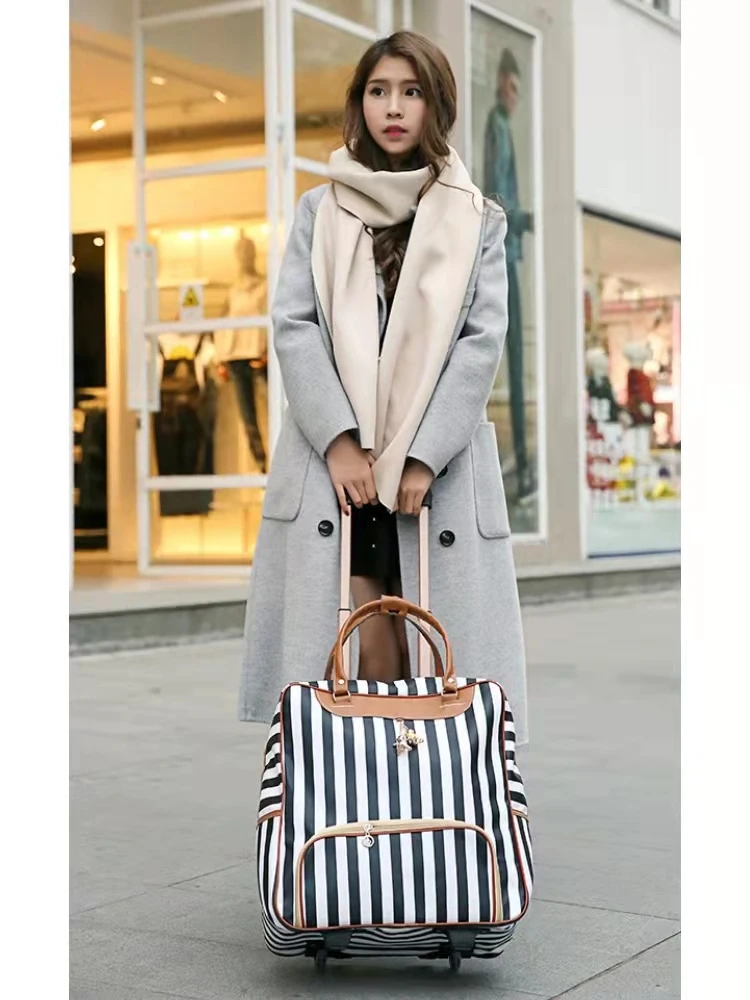 防水トラベルバッグ-レディース-大容量-四輪キャリーオンバッグ-ファッショナブルでトレンディな漫画柄