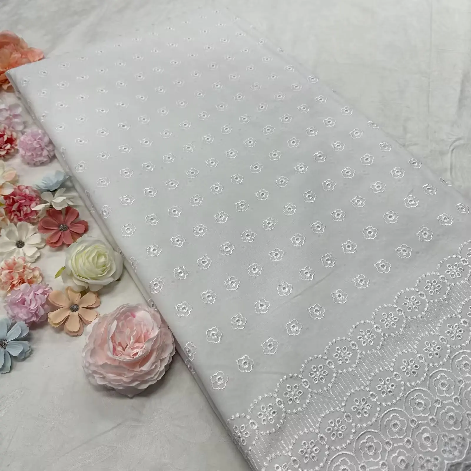 

Luxury Pure White Swiss Voile Lace High end African Soft 100% Cotton Embroidery Lace Fabric For Clothing Materials 5Yards 16A107