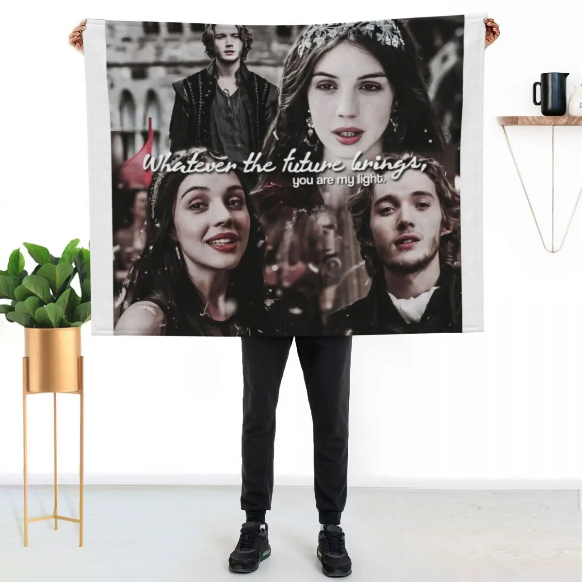Reign (Mary and Francis) Throw Blanket Tourist christmas gifts Beach Stuffeds For Sofa Thin Luxury Brand Blankets