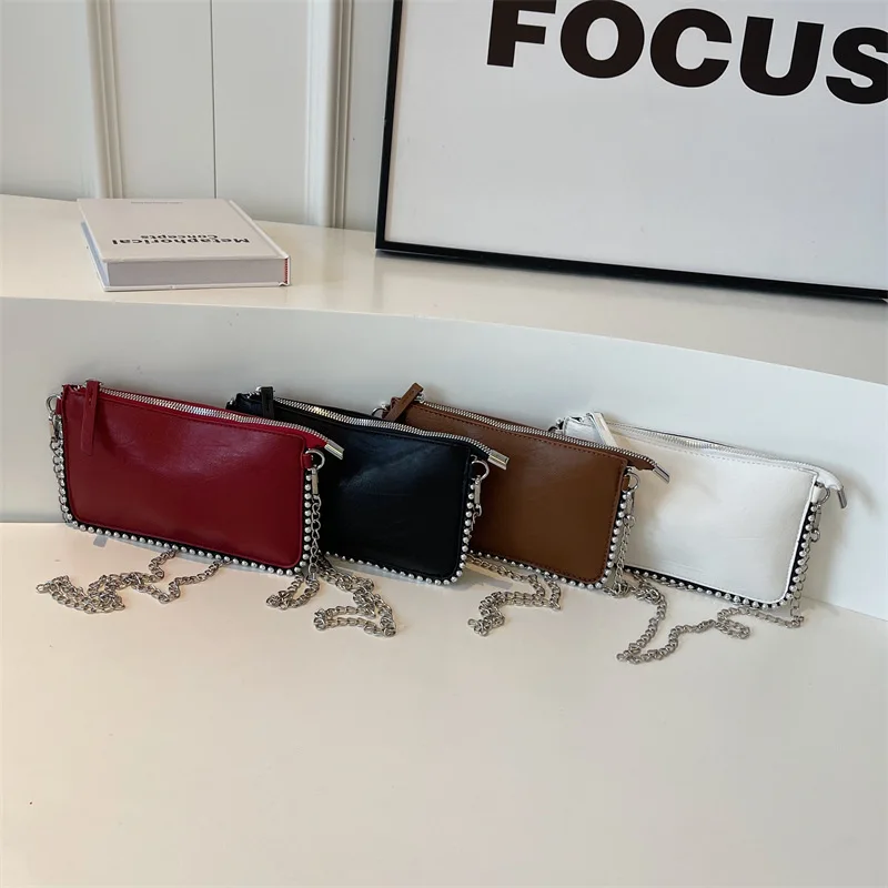 

2024 Fashion Texture Solid Color Chain Crossbody Bags for Woman New Trend Versatile Women's Shoulder Bag Mobile Phone Wallet