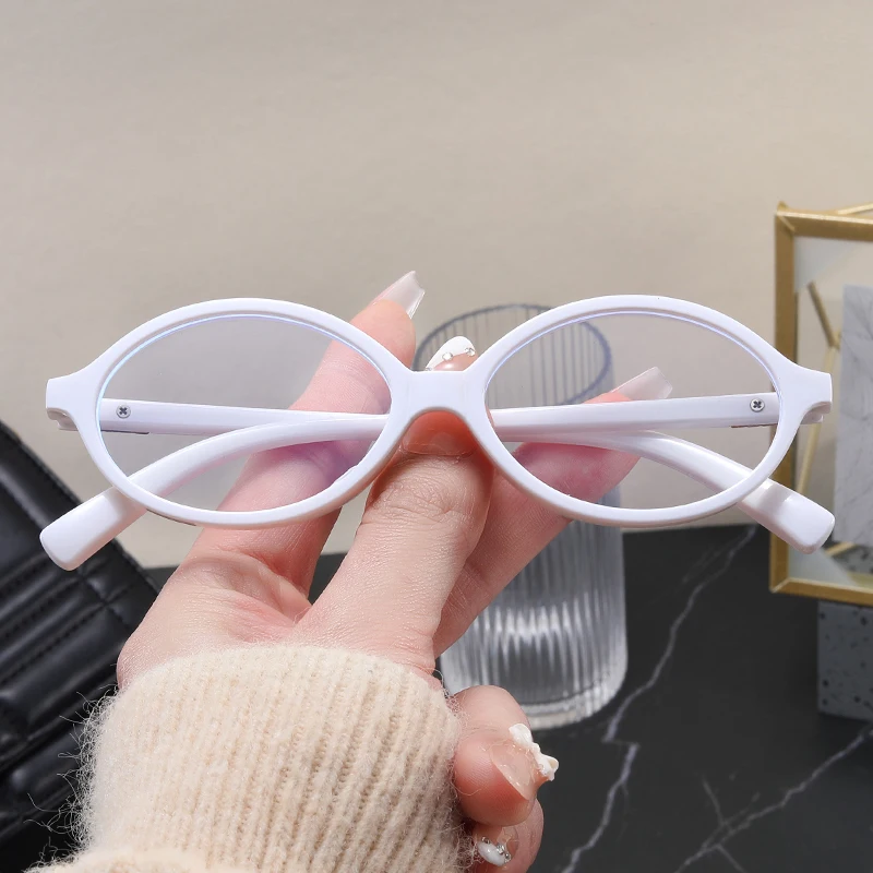 Korean Version Plastic Oval Eyeglass Frame Fashion Trend Reading Learning Anti Blue Light Glasses For Men And Women