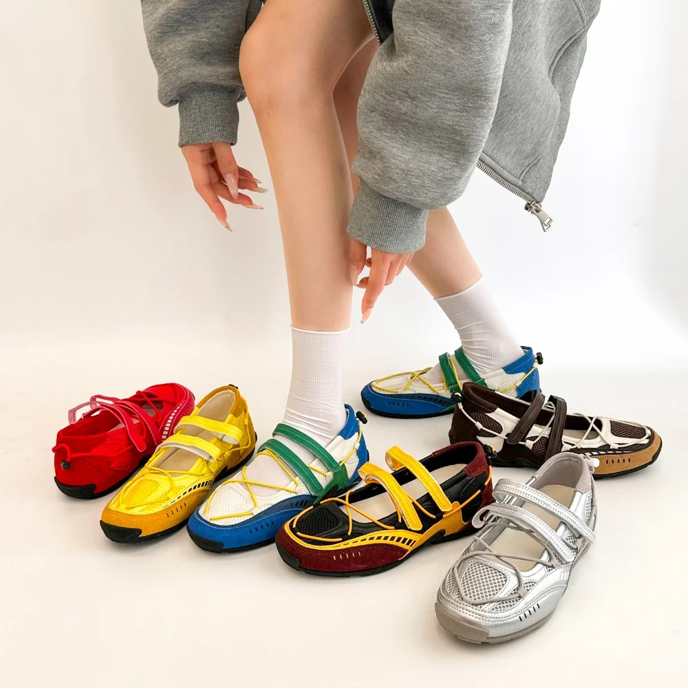 Zapatos de malla plateados a la moda para mujer, nuevos zapatos deportivos transpirables con cinta mágica fina para verano, zapatos Mary Jane de una sola pieza