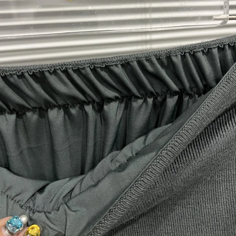 HKSH 2025秋冬新作 レディーススカート ニット パッチワーク プリーツ メッシュ ゴムウエスト トレンド エレガント ハイストリートスカート HK15647