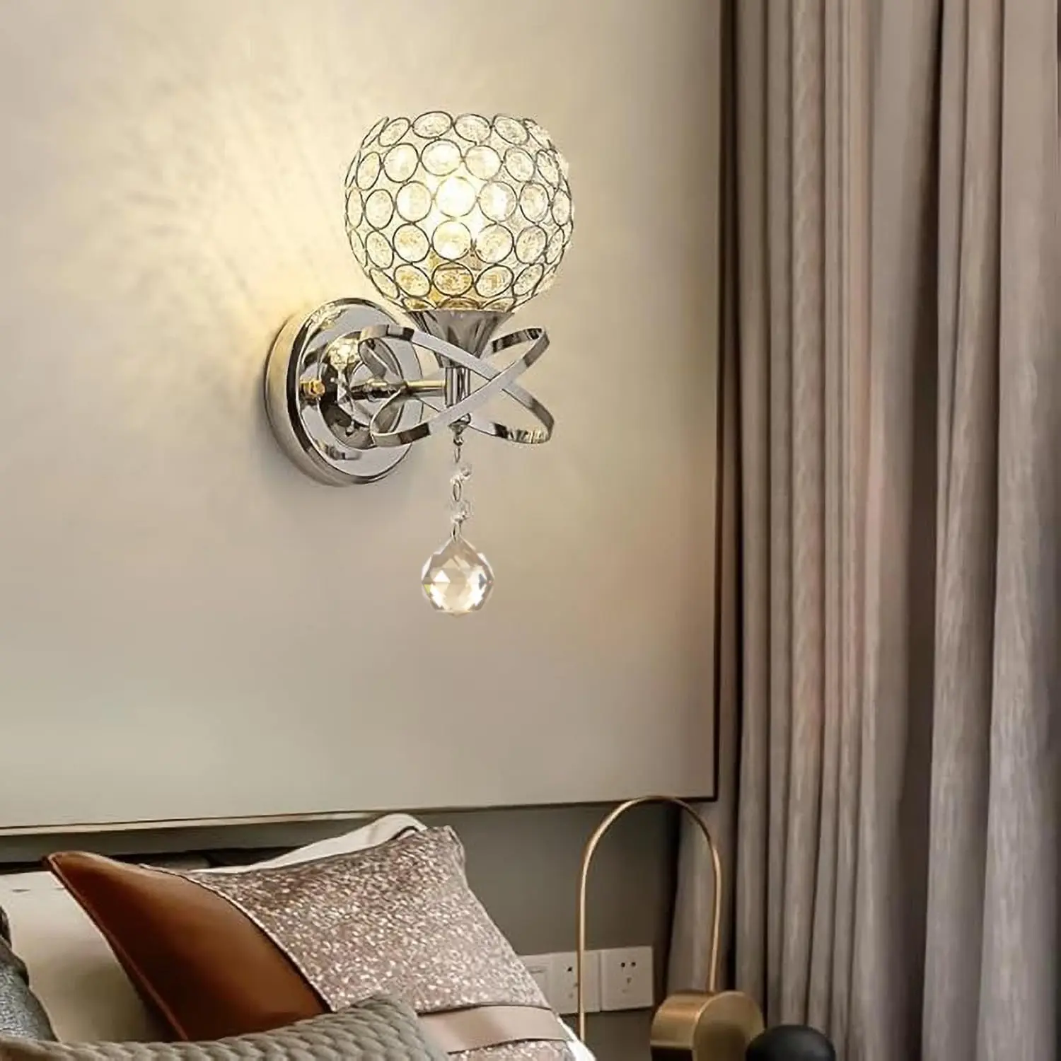 두 개의 크리스탈 벽 조명 세트, 침실, 거실, 복도용 현대적인 실버 벽 조명, 크리스탈 볼 장식